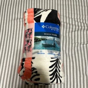 Columbia beach towel